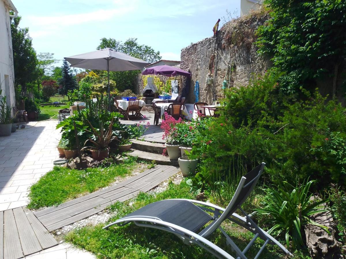 Guest House Groupe Et Famille Paimboeuf ภายนอก รูปภาพ